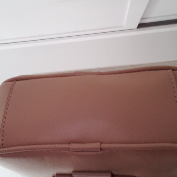 BNWT ZARA small shoulder bag adjustable strap in natural camel (OS) - Picture 3 of 8